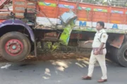 फळं- भाज्या घेऊन जाणारा ट्रक ५० मीटर खोल दरीत कोसळला; 14 जणांचा मृत्यू ,मुख्यमंत्र्यांकडून मदतीची घोषणा